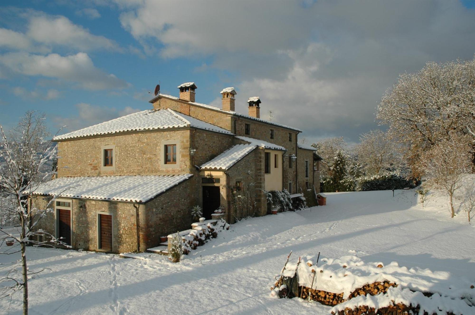 Agriturismo Il Sasso 安吉亚里 外观 照片