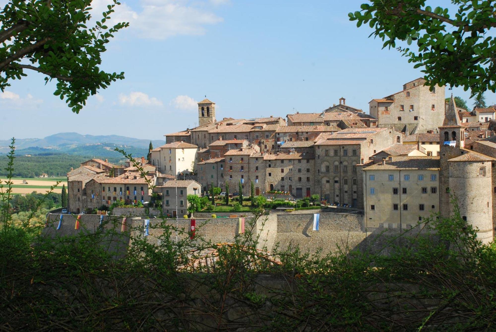 Agriturismo Il Sasso 安吉亚里 外观 照片