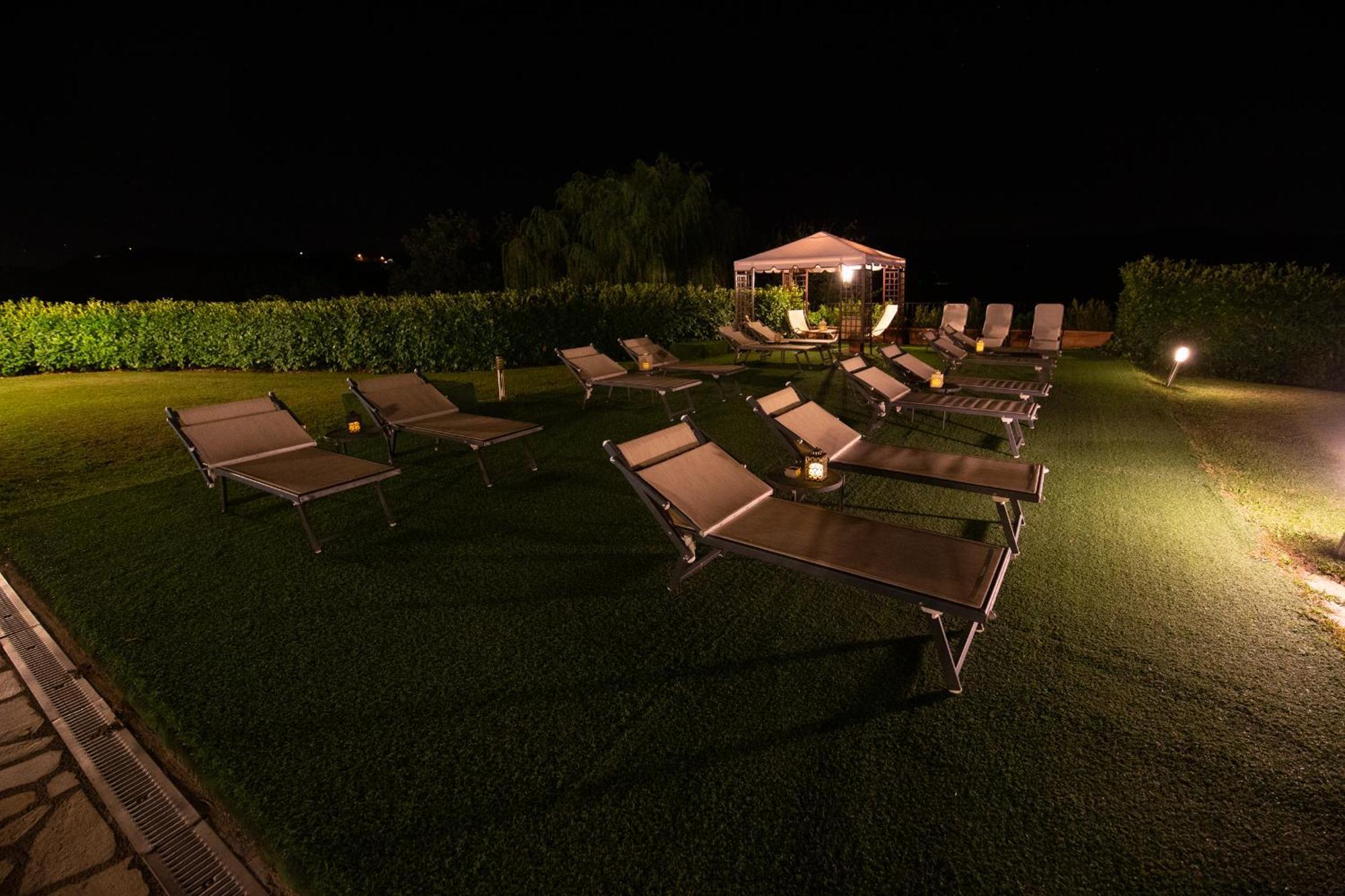 Agriturismo Il Sasso 安吉亚里 外观 照片
