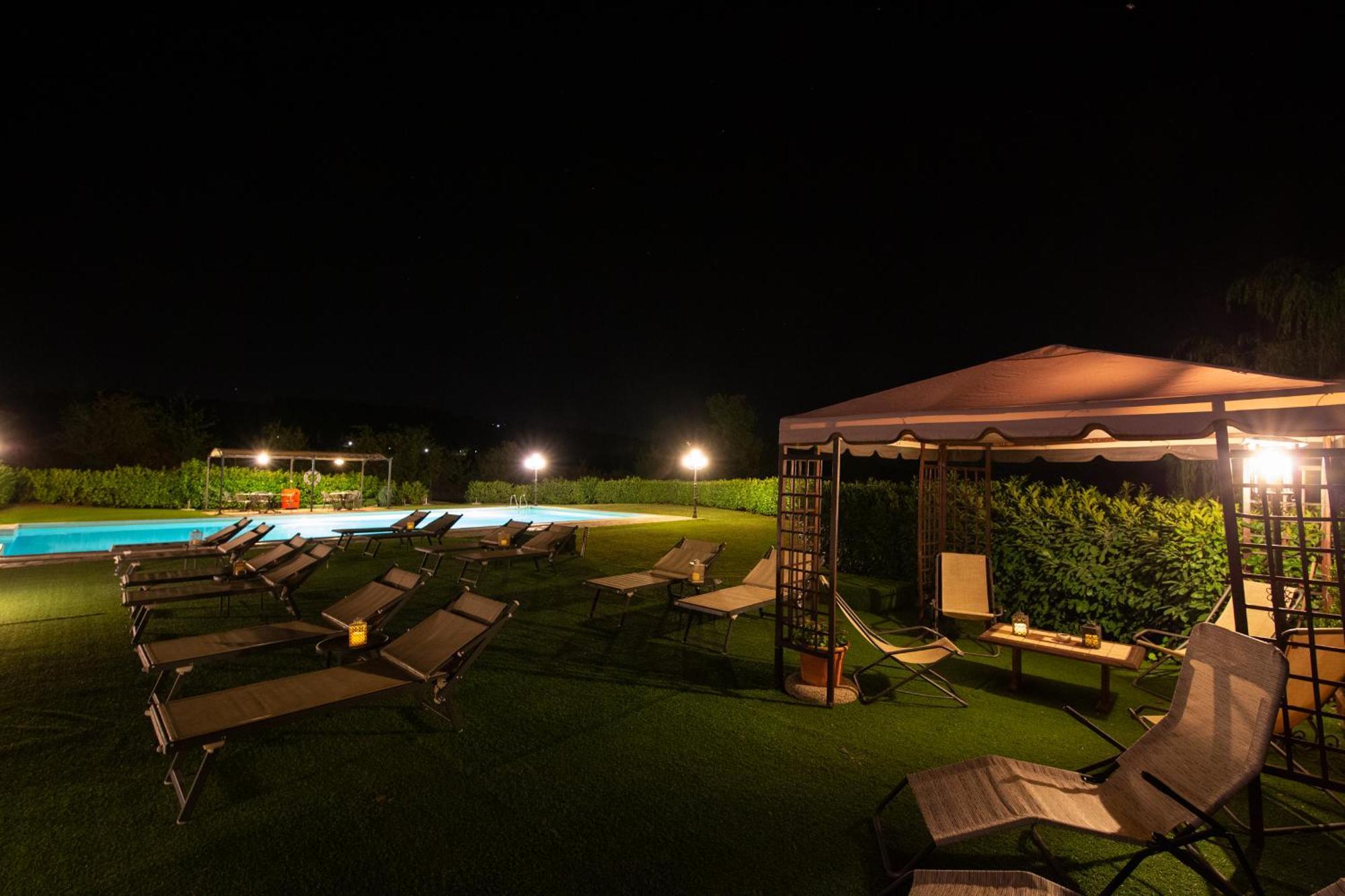 Agriturismo Il Sasso 安吉亚里 外观 照片