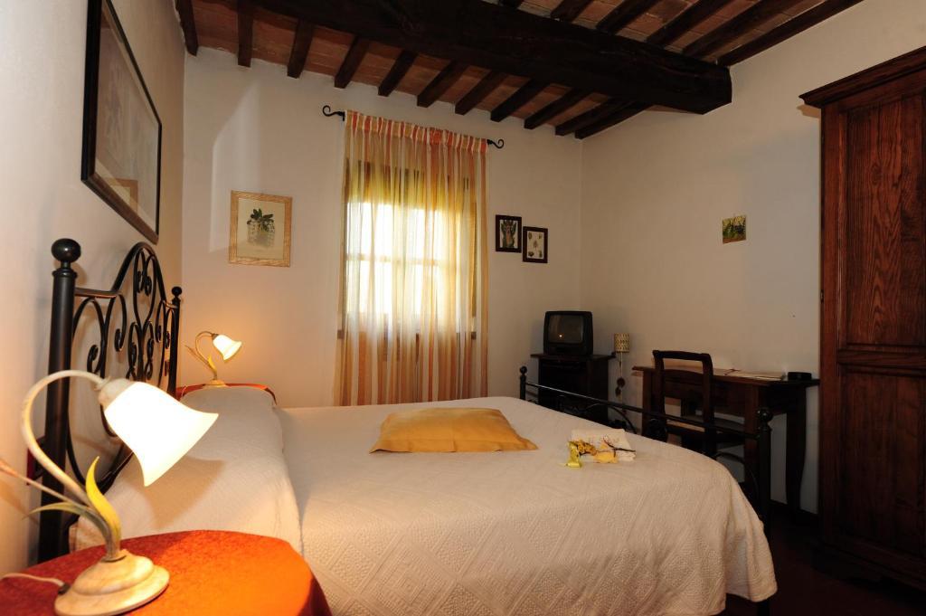 Agriturismo Il Sasso 安吉亚里 外观 照片