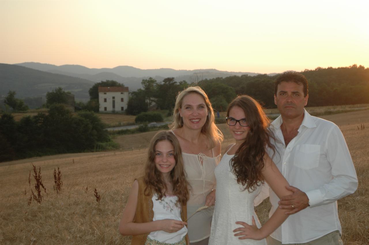 Agriturismo Il Sasso 安吉亚里 外观 照片